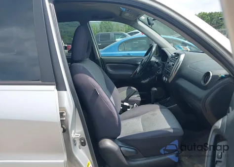 2004 Toyota Rav4 z USA, uszkodzony, nr VIN JTEHD20V640026747